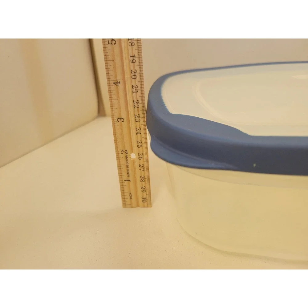 Rubbermaid vintage gal4